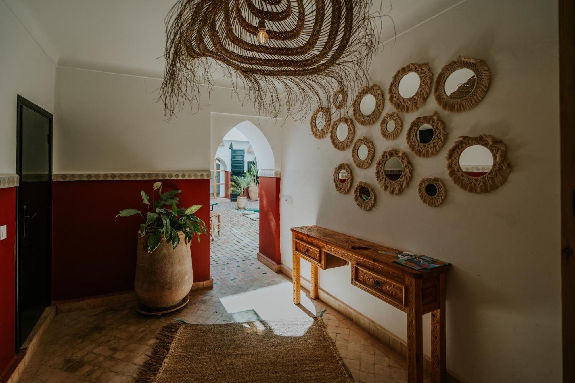 Riad Nanou - Private Riad With Pool & Rooftop Marrakesh Exteriör bild