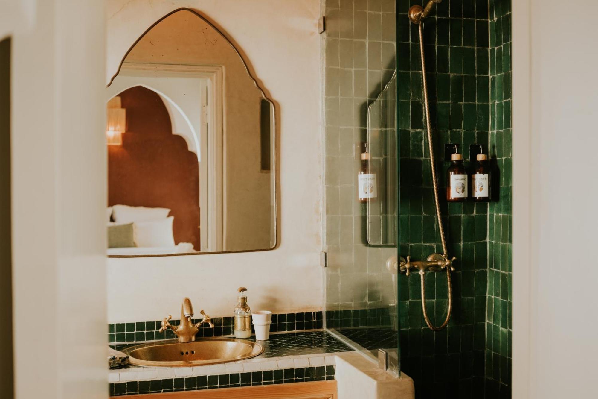 Riad Nanou - Private Riad With Pool & Rooftop Marrakesh Exteriör bild